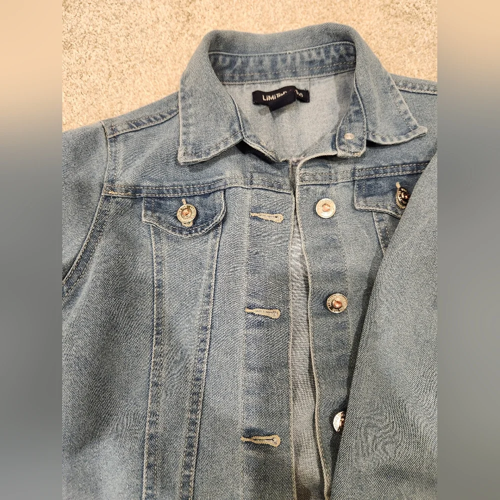 Jean jacket - Picture 2 of 7